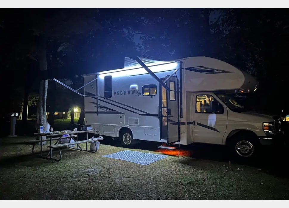 Class C Motor Home rentals in Gustine