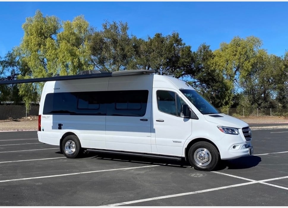 Class B Camping Van rentals in Santa Clarita