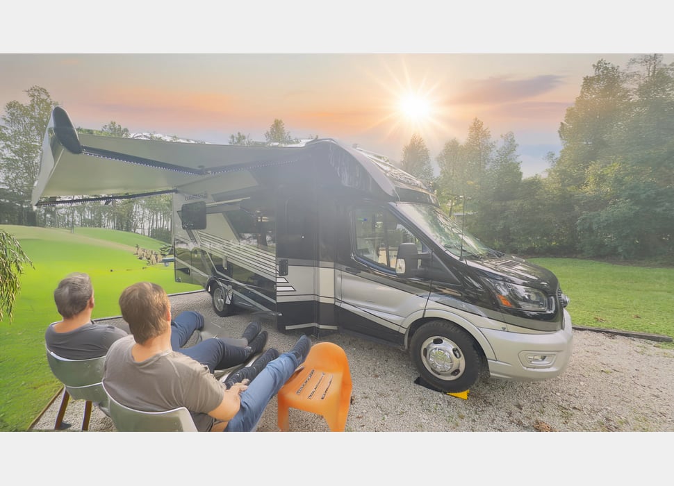 Class C Motor Home rentals in Tijeras