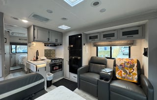 2025 28ft Coachmen 26DS - Sleeps 6