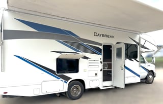 2020 Thor Motor Coach Daybreak 27DB