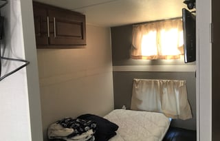 Eric and Geneda's Kid Approved Camper Rental