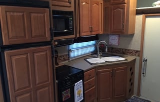 2006 Forest River 375 CKDS