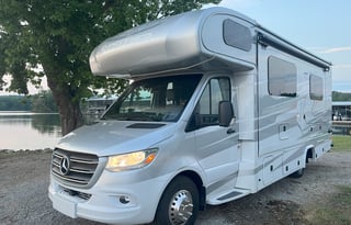 Rolling Retreats 2023 Mercedes Class C Motorhome