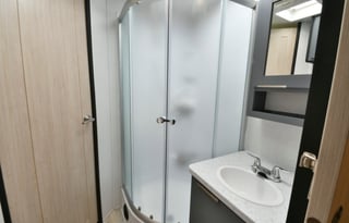 Dusty Roads-Couples Retreat-2 b ,2bath-Ins. Inc