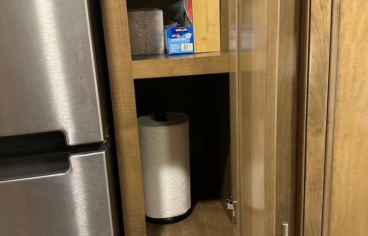 Paper towels, ziploc bags, foil, ceramic wrap