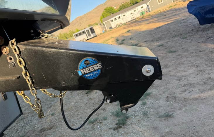 Goose neck hitch