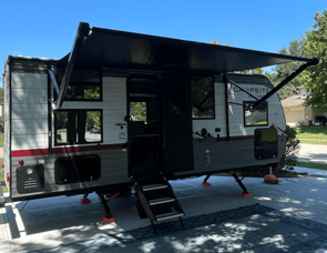 Forest River RV campsite reserve 17 LS