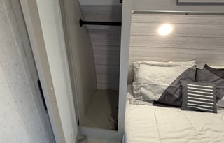 Welcome to the Silver Salem! Delivery only