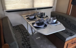 2016 Jayco Melbourne 24K - "The Golden Glamper"
