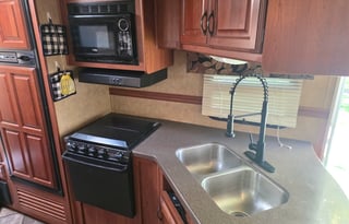 2016 Dutchmen RV Denali 266RL