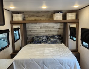 Dutchmen RV Kodiak SE 22SBH