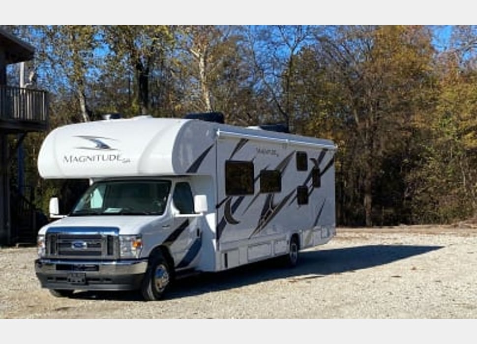 Class C Motor Home rentals in Redding