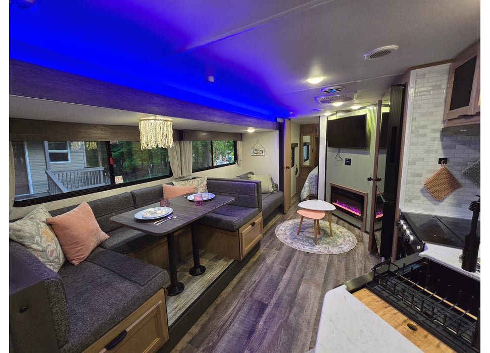 Travel Trailer rentals in Colchester