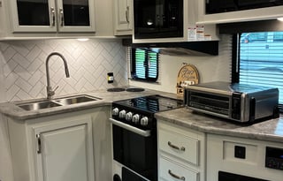 White Squirrel 5th Wheel