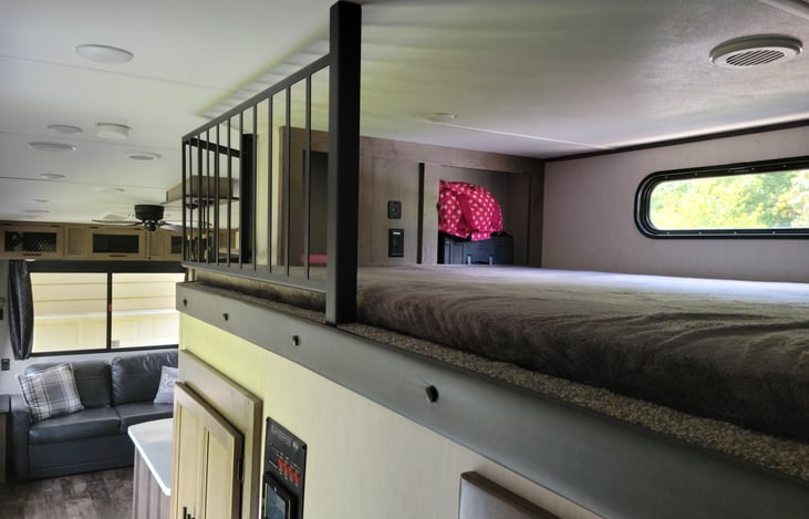 Loft bed