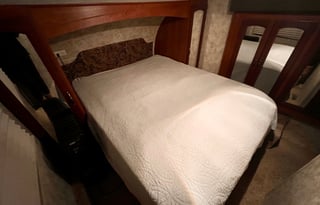 Pet Friendly 4-Season Camper w/ Fenced Dog Run