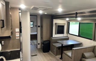2021 Keystone RV Hideout 318BR