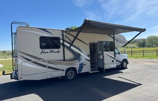 The Cheetah | Glamping on Wheels – Sleeps 6-8