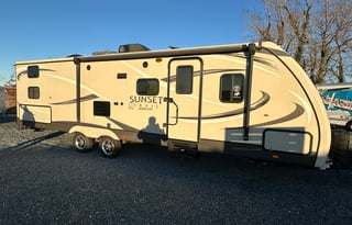 Sunset Trail 28 Bunkhouse