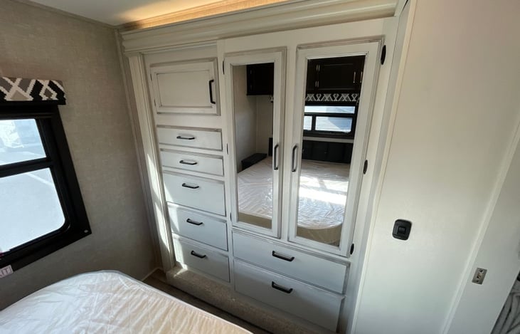 Bedroom cabinets