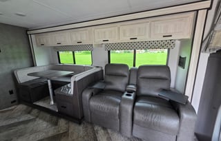 DATZNRV 2021 Forest River Class C well equipped!