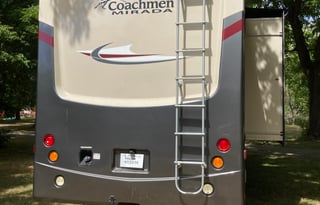 Sir Sleeps-A-Lot 2019 Coachmen Mirada 35BH Bunks