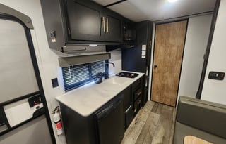 Amazing off grid affordable RV