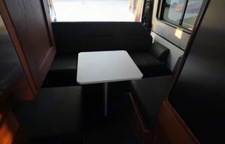 2018 RoadTrek Simplicity SRT ➡ Explore with EASE