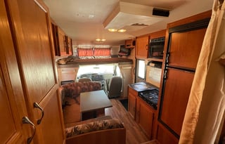 Clean and Homey 2011 Coachmen (ok for Burning Man)