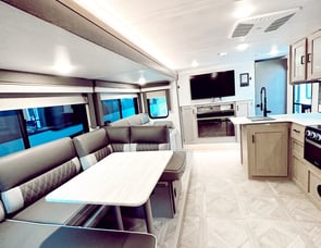 Forest River RV Wildwood X-Lite Platinum 28VBXL