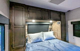 2022 Venture RV SportTrek 320VIK