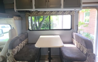 2016 Coachmen Freelander 29KS