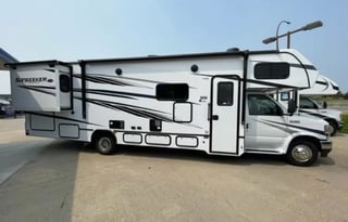 Pet Friendly & Unlimited Miles