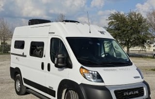 2022 Winnebago Solis Pocket 36A