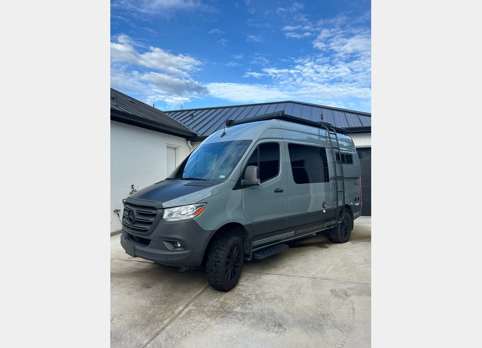 Class B Camping Van rentals in Anna