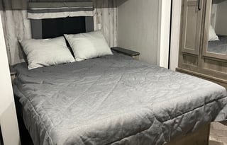 2021 Palomino Puma 32RBFQ2