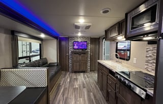 2020 Forest River Shasta 26DB-Brand New!