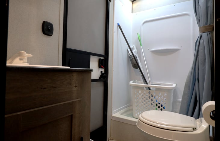 Experience "Joy" with our 2021 Keystone Springdale 282BH
We are excited to work with you! Reach us at http://StoneMountainRVs(dot)com