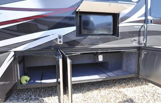 2018 Forest River Legacy Bunk House(DIESEL PUSHER)