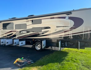 Fleetwood RV Storm 36F