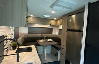 S16 2027 Sunseeker - Compact - No Slide Outs