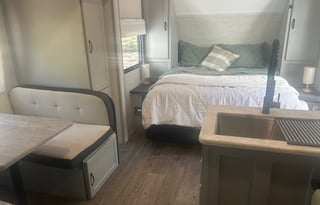 2021 Forest River Vibe M-21BH - Sleeps 6