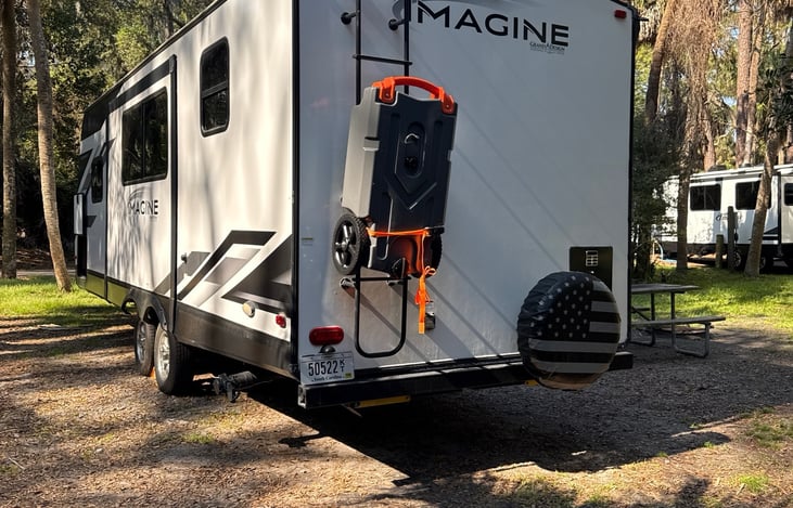 Portable waste tank included, very handy for state parks where they only provide a dump station
