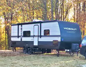 Keystone RV Hideout 24BHSWE