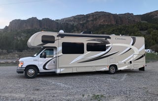 2017 Thor Motor Coach Chateau 31L