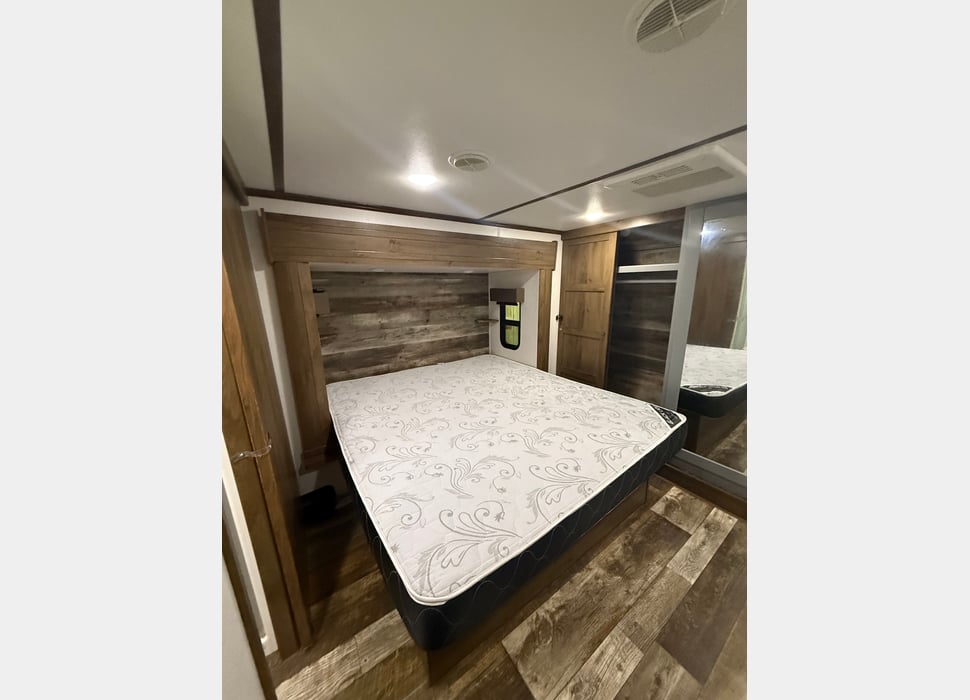 Fifth Wheel rentals in Alvin