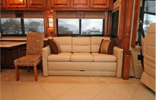 2011 Tiffin Phaeton | Luxury 42' Bath & Half
