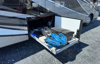 2019 Newmar Ventana 40ft Luxury Bunkhouse Diesel