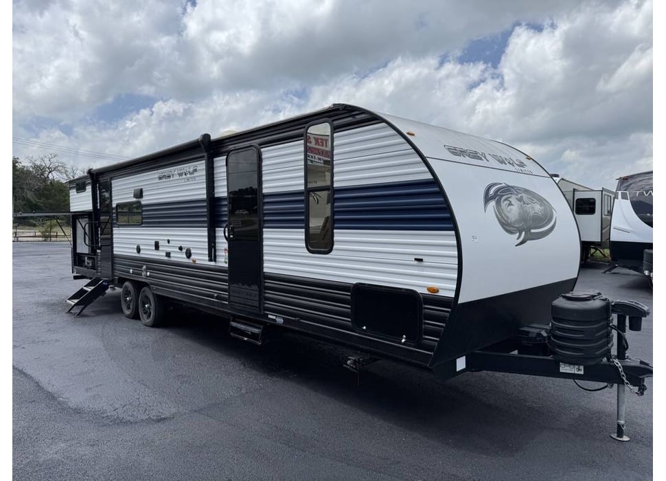 Travel Trailer rentals in Naperville